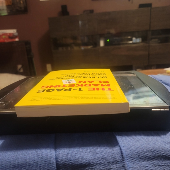 The 1-Page Marketing Plan: Get New Customers, Make More Money, And Stand Out - Picture 6 of 7